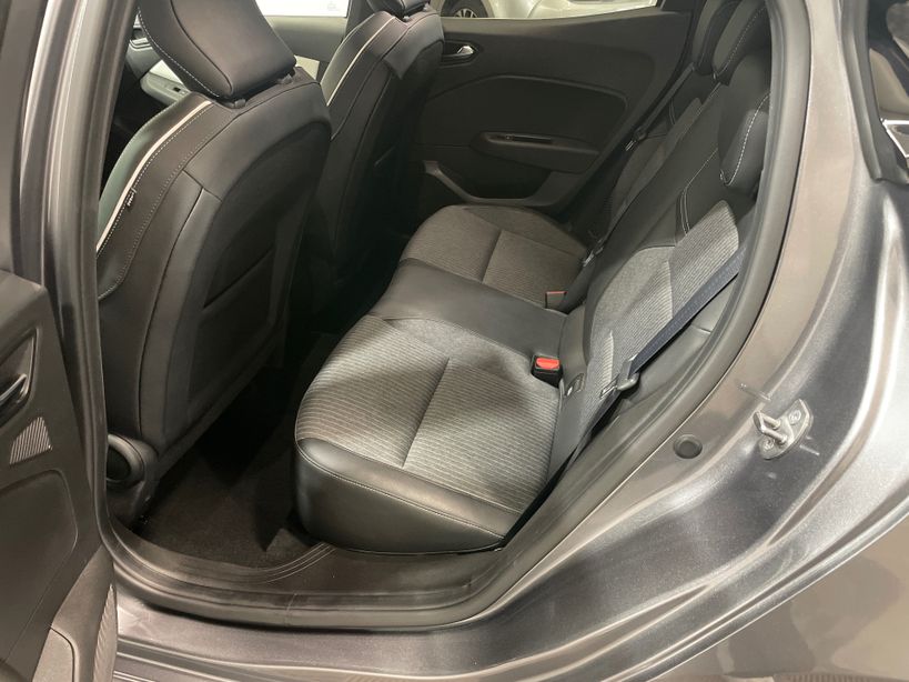 RENAULT CLIO V 2023 - Photo n°22