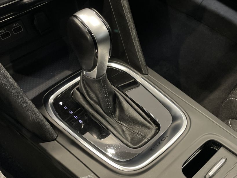 RENAULT MEGANE IV ESTATE 2021 - Photo n°19