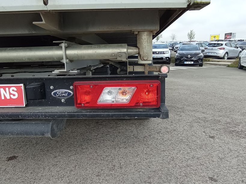 FORD TRANSIT CHASSIS DOUBLE CABINE 2019 - Photo n°9