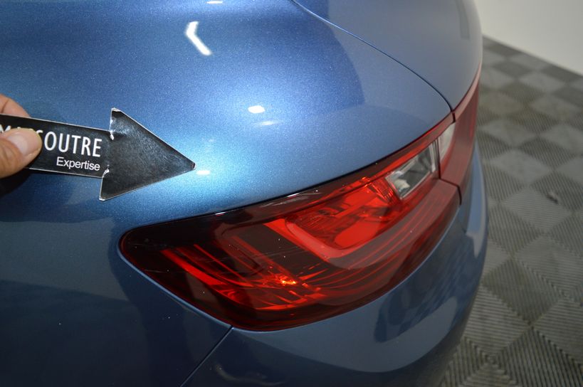 RENAULT MEGANE IV BERLINE 2018 - Photo n°13