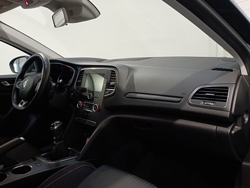 RENAULT MEGANE IV BERLINE BUSINESS 2020 - Photo n°11