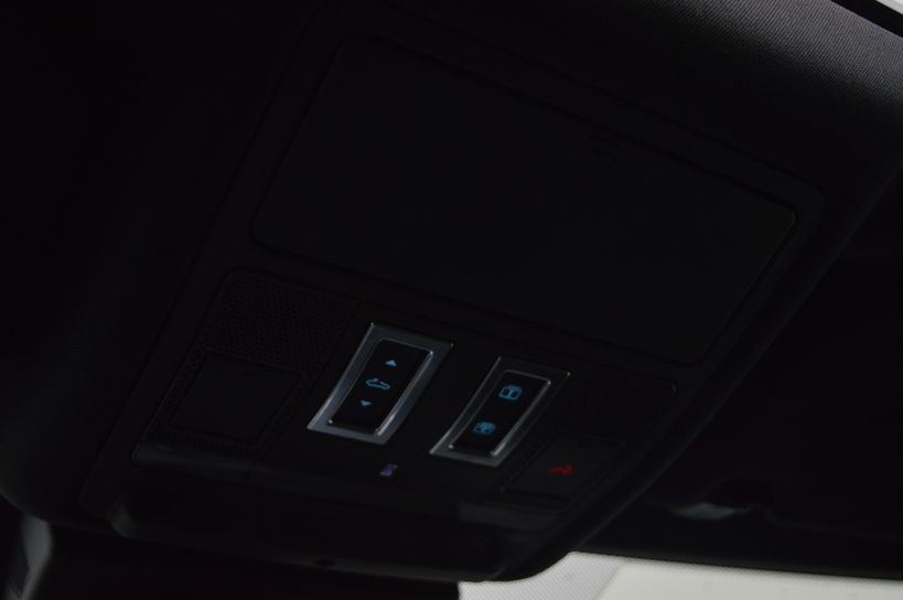 JAGUAR XE 2017 - Photo n°39