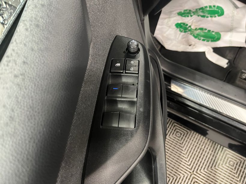 TOYOTA YARIS HYBRIDE MY20 2022 - Photo n°10