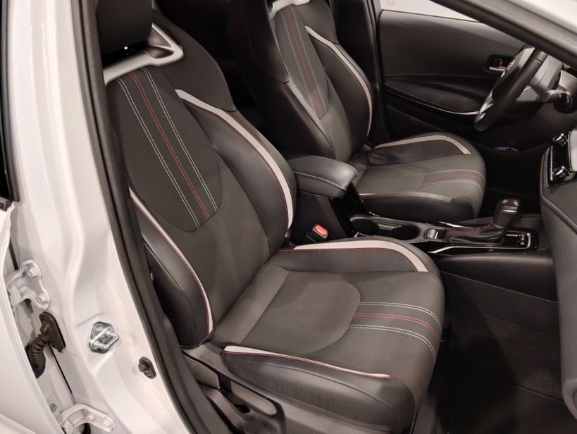 TOYOTA COROLLA TOURING SPORTS HYBRIDE MY22 2022 - Photo n°10