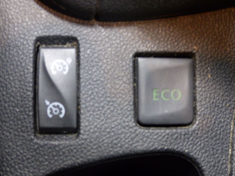 RENAULT CLIO IV BUSINESS 2018 - Photo n°19