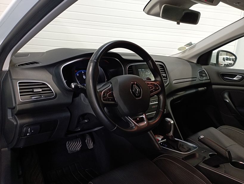 RENAULT MEGANE IV ESTATE BUSINESS 2019 - Photo n°12