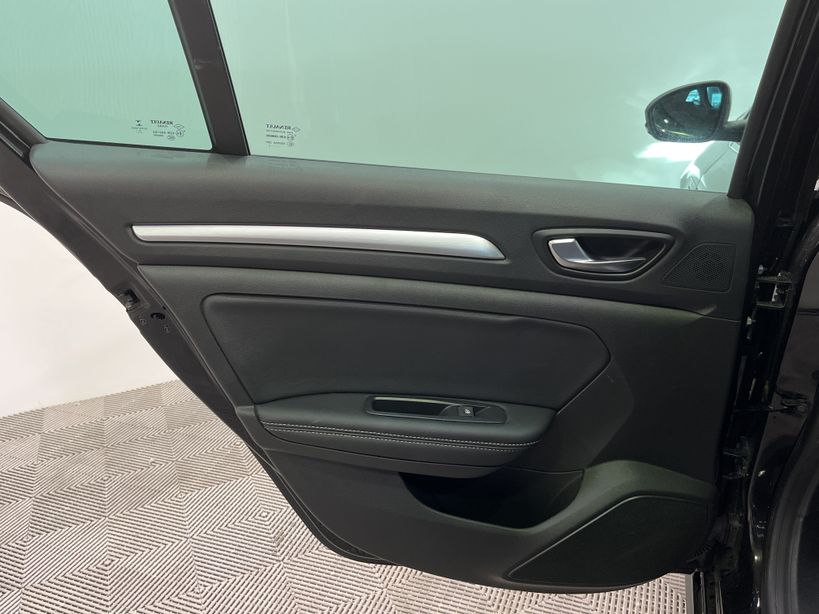 RENAULT MEGANE IV ESTATE 2021 - Photo n°37