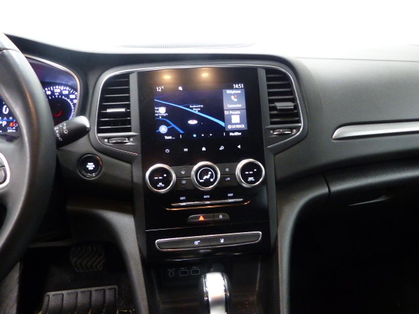 RENAULT MEGANE IV BERLINE 2021 - Photo n°20