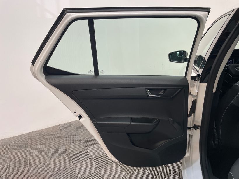 SKODA FABIA 2021 - Photo n°37