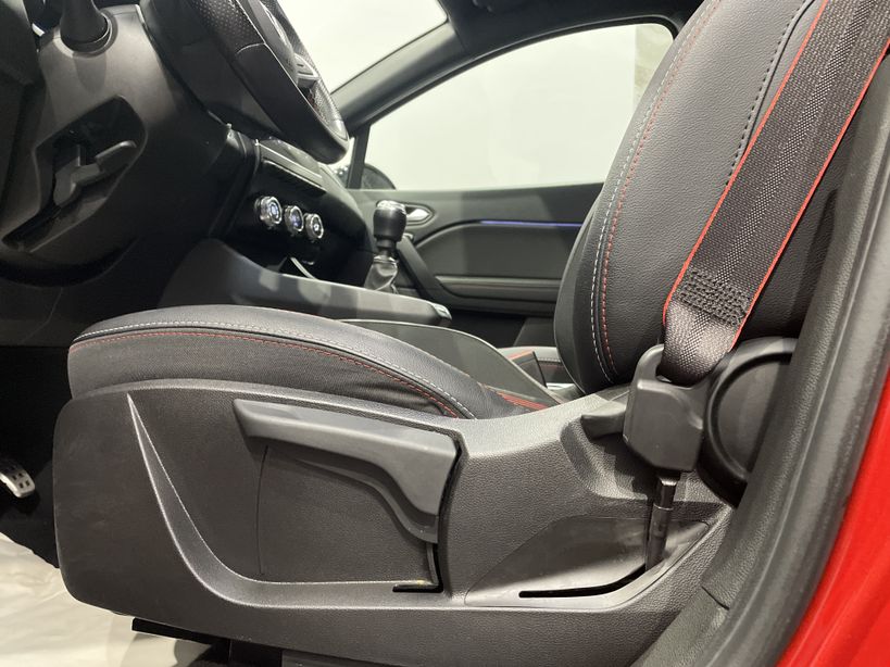 RENAULT CAPTUR 2021 - Photo n°38