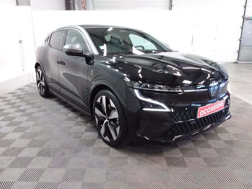 RENAULT MEGANE E TECH 2022 - Photo n°3
