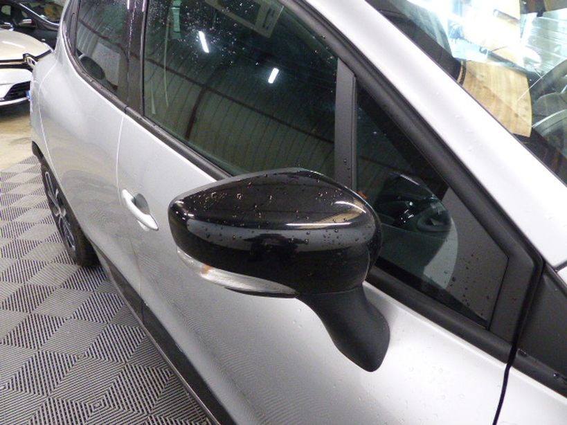 RENAULT CLIO IV 2020 - Photo n°28
