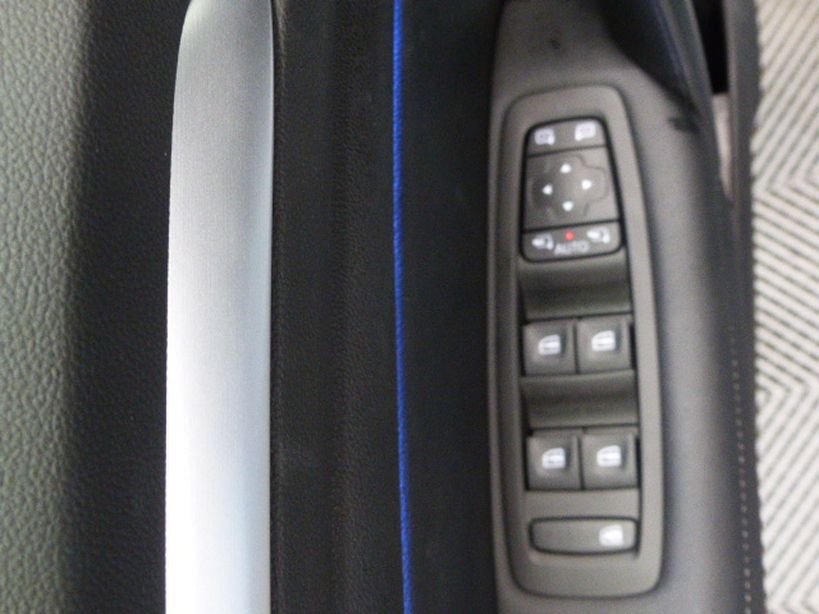 RENAULT MEGANE IV ESTATE 2020 - Photo n°26