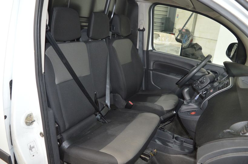 RENAULT KANGOO EXPRESS 2018 - Photo n°9