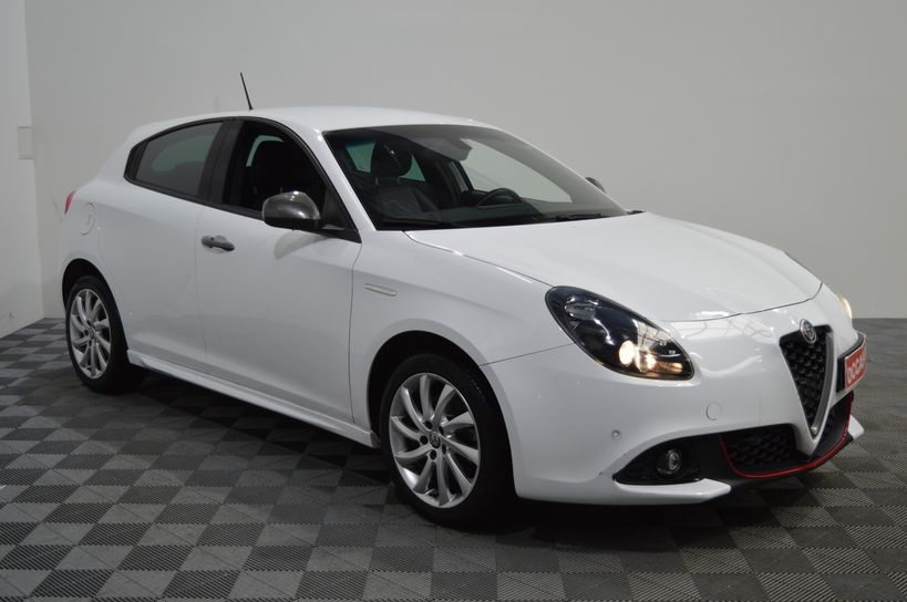 ALFA ROMEO GIULIETTA SERIE 2 2016 - Photo n°2