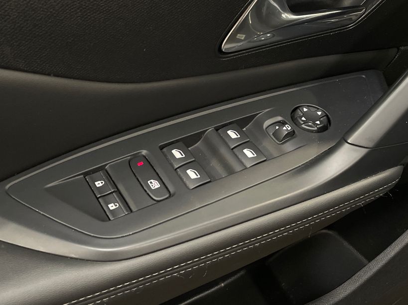 PEUGEOT 308 2023 - Photo n°30