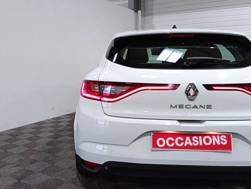 RENAULT MEGANE IV BERLINE BUSINESS 2019 - Photo n°10