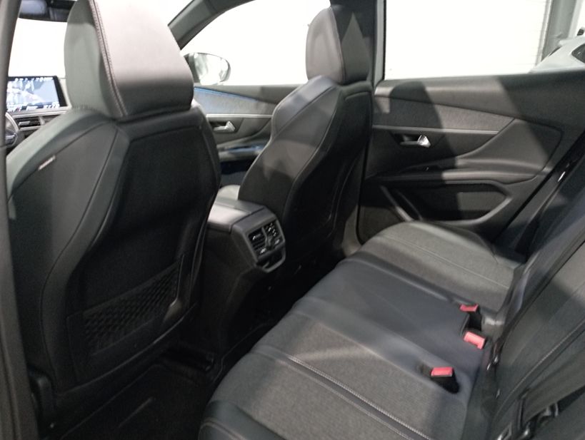PEUGEOT 3008 2018 - Photo n°13
