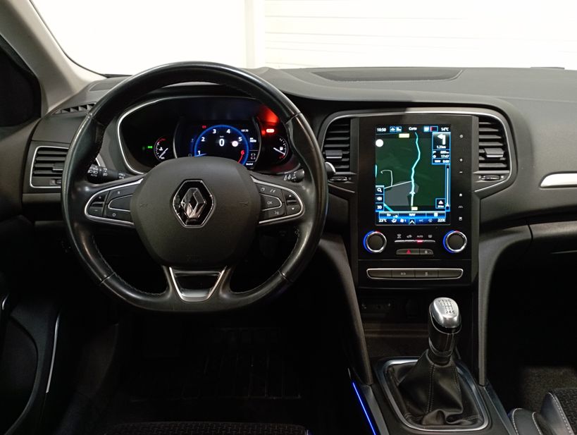 RENAULT MEGANE IV BERLINE 2020 - Photo n°14