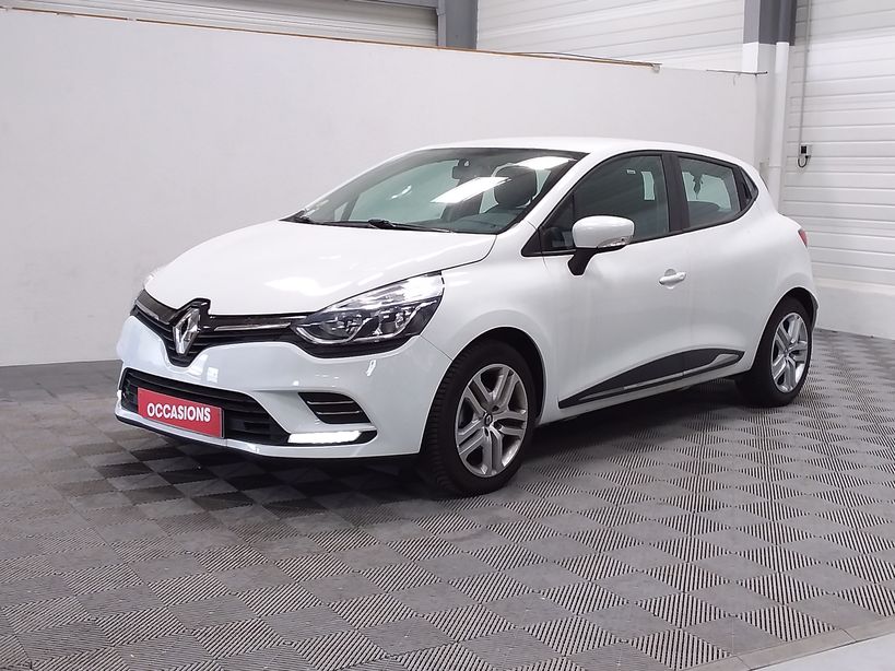 RENAULT CLIO IV 2017 - Photo n°1