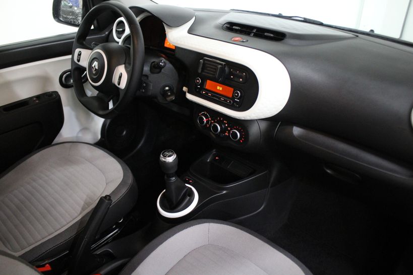 RENAULT TWINGO III 2021 - Photo n°5