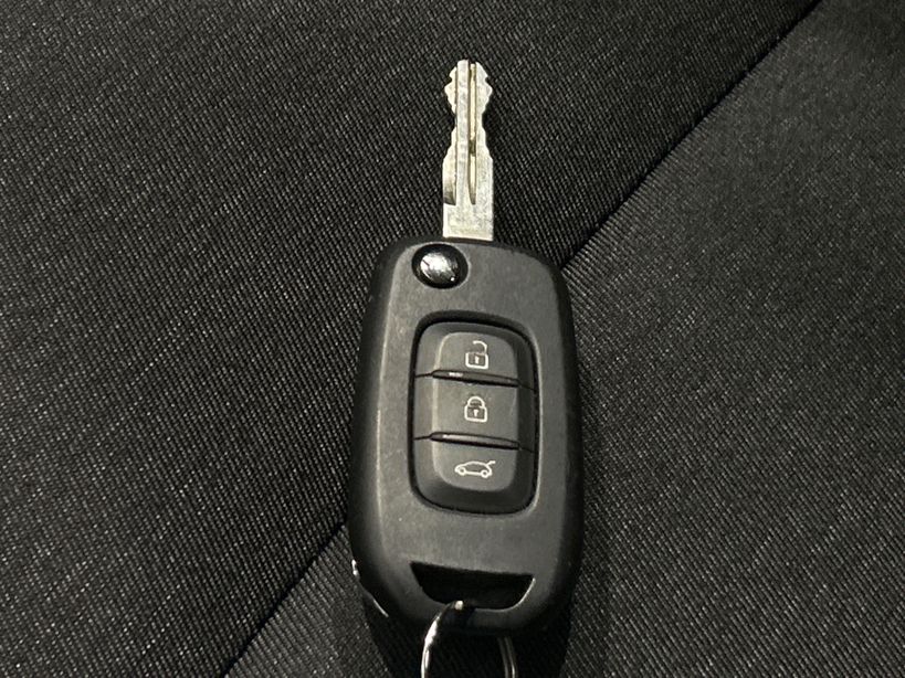 RENAULT CLIO V 2023 - Photo n°37