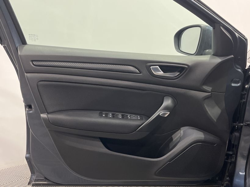 RENAULT MEGANE IV ESTATE BUSINESS 2020 - Photo n°33
