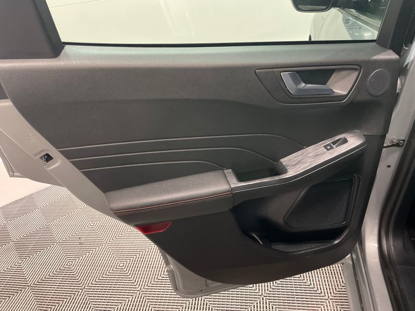 FORD KUGA 2022 - Photo n°27