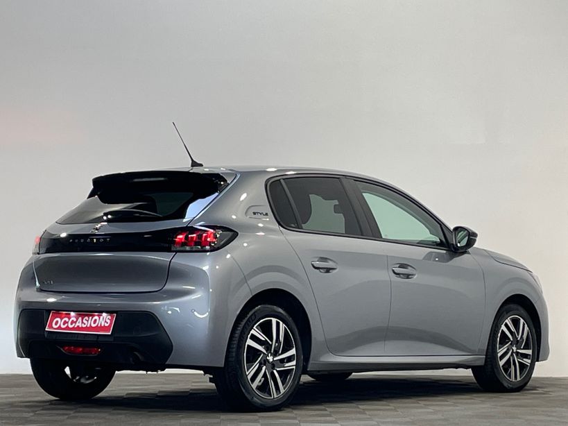 PEUGEOT 208 2023 - Photo n°3