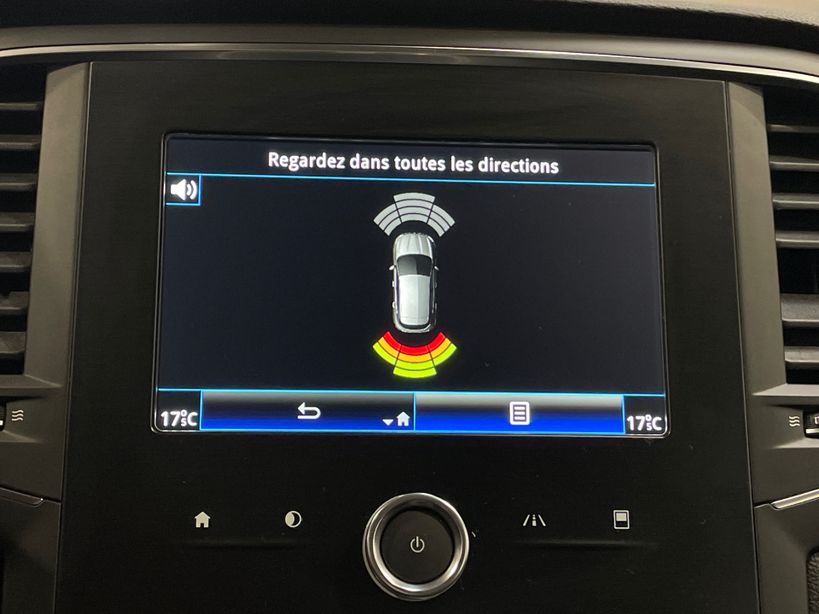 RENAULT MEGANE IV BERLINE BUSINESS 2020 - Photo n°12