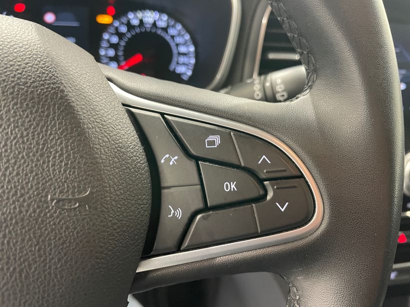 RENAULT MEGANE IV ESTATE 2022 - Photo n°13