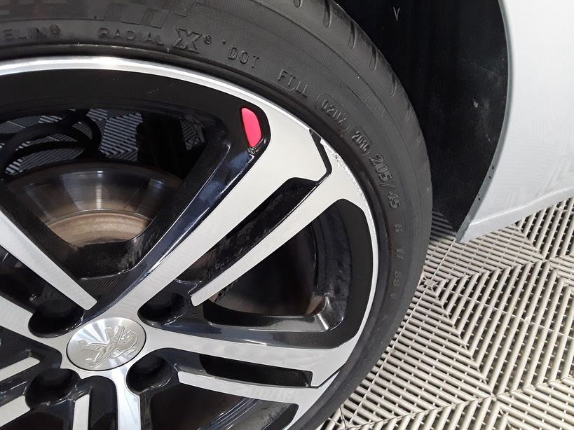 PEUGEOT 208 2016 - Photo n°12