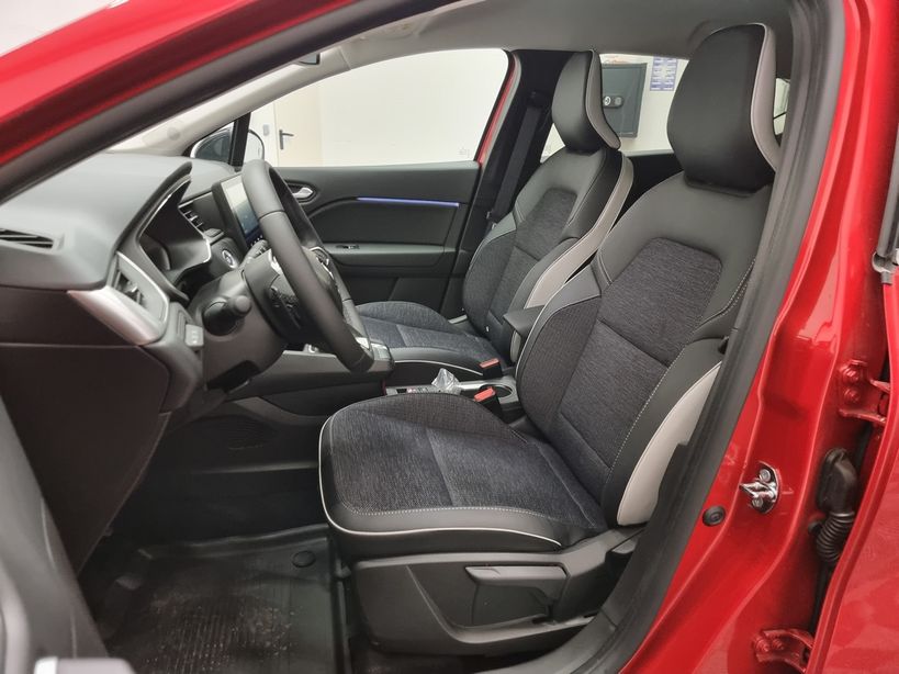 RENAULT CAPTUR 2023 - Photo n°31