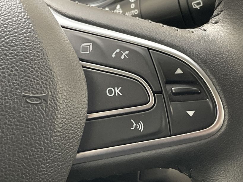RENAULT MEGANE IV BERLINE BUSINESS 2019 - Photo n°27