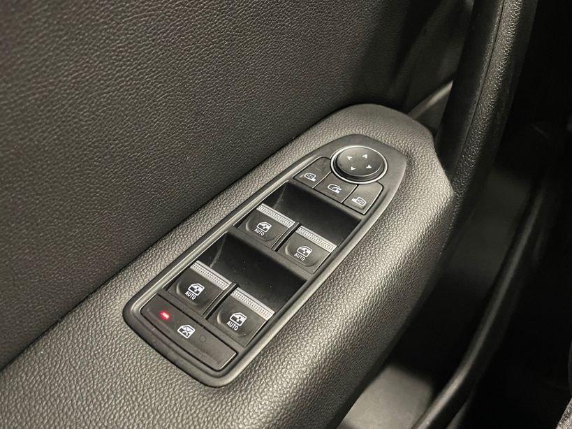 RENAULT CAPTUR 2021 - Photo n°16