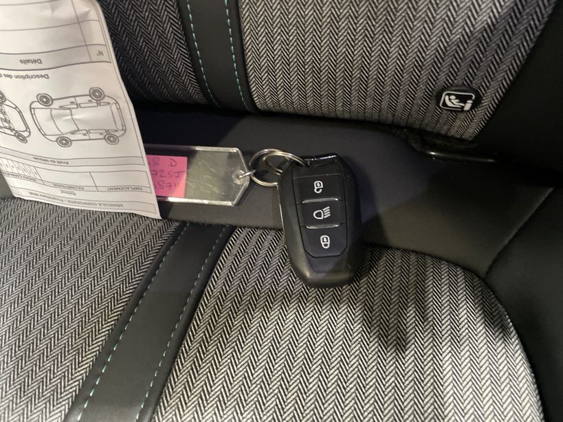 PEUGEOT 3008 2024 - Photo n°6