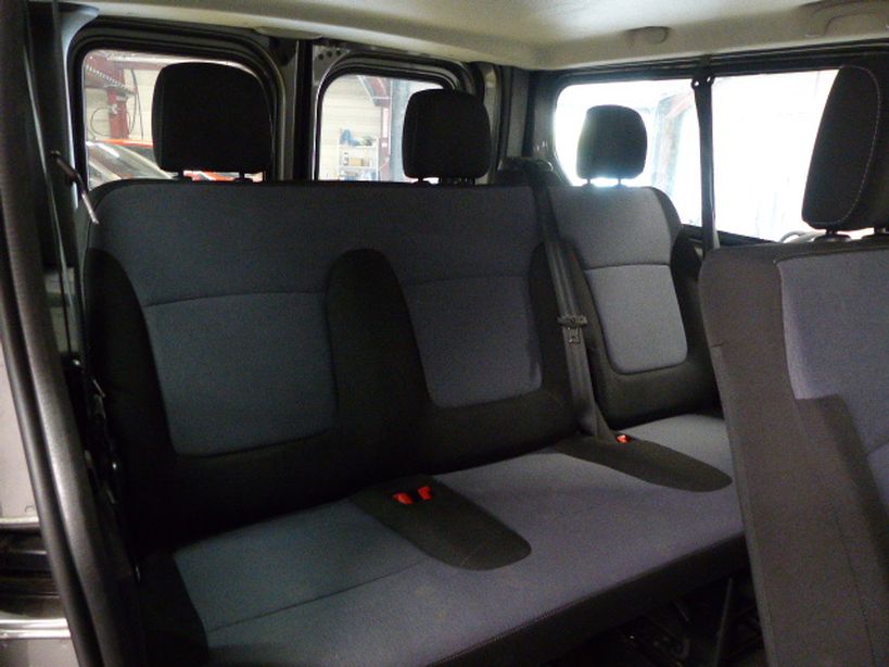 OPEL VIVARO COMBI 2018 - Photo n°8