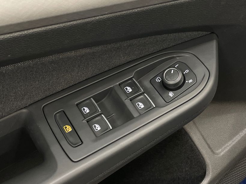 VOLKSWAGEN GOLF 2023 - Photo n°34