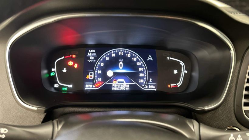 RENAULT MEGANE IV BERLINE 2021 - Photo n°12