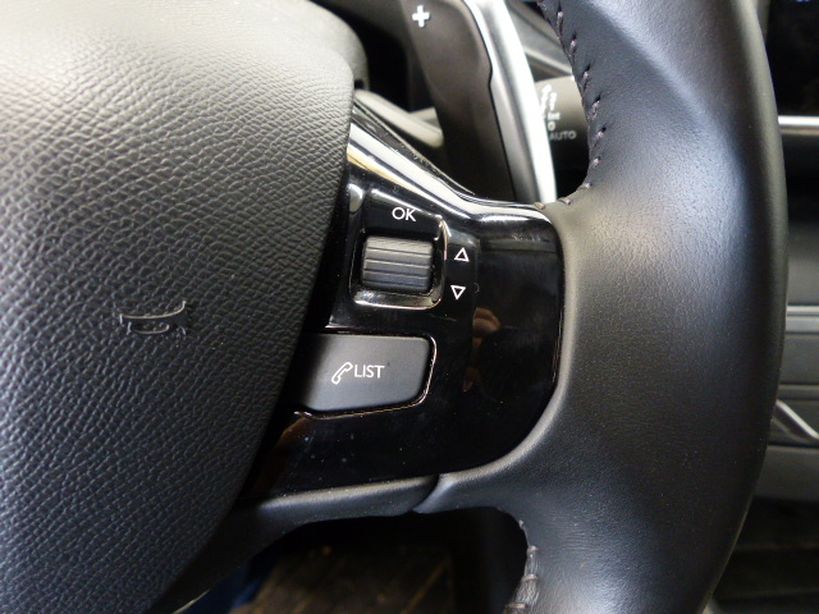 PEUGEOT 308 2020 - Photo n°11