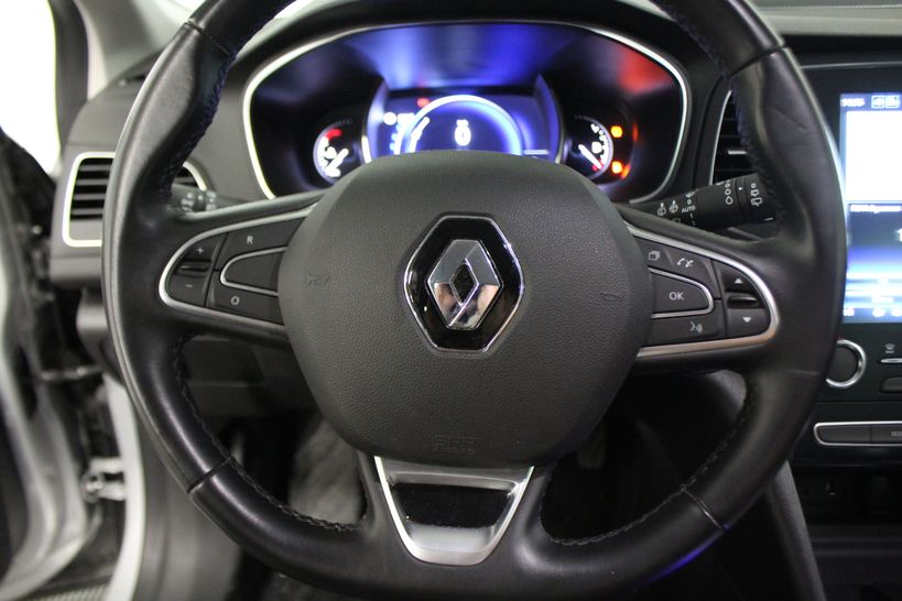 RENAULT MEGANE IV BERLINE 2020 - Photo n°17