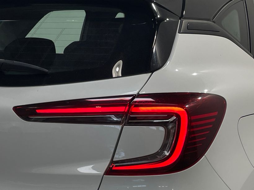 RENAULT CAPTUR 2022 - Photo n°8