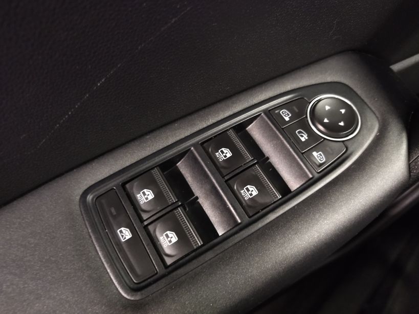 RENAULT CAPTUR 2020 - Photo n°10
