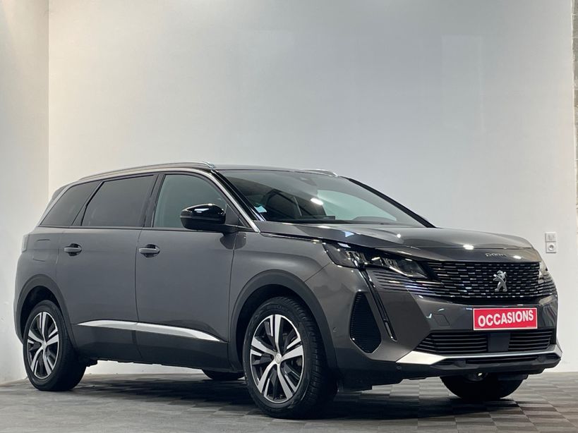 PEUGEOT 5008 2023 - Photo n°2