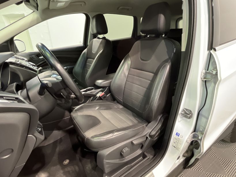 FORD KUGA 2015 - Photo n°10