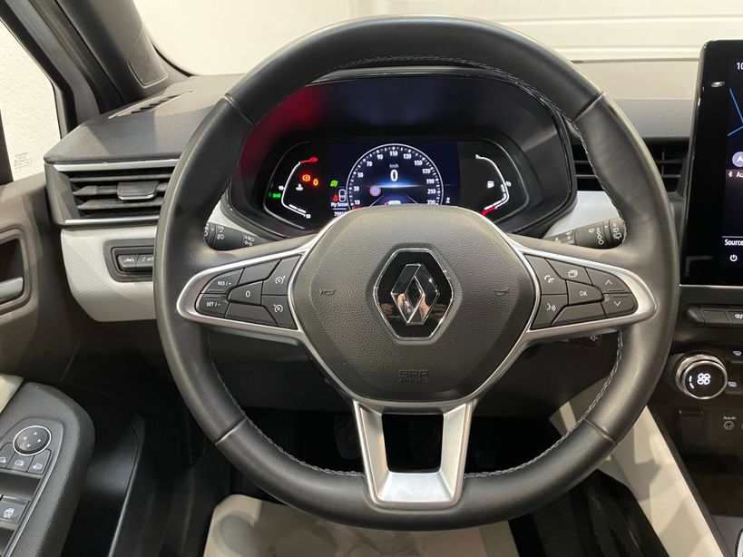 RENAULT CLIO V 2022 - Photo n°14