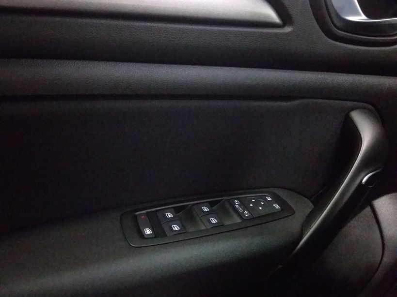 RENAULT MEGANE IV ESTATE 2021 - Photo n°23