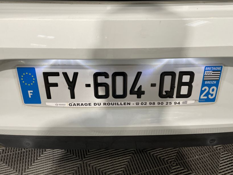 RENAULT CLIO V 2021 - Photo n°2