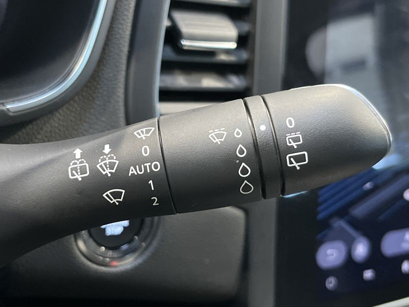 RENAULT MEGANE IV ESTATE 2021 - Photo n°28