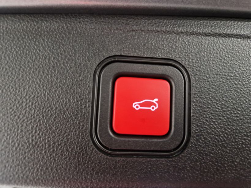 JEEP AVENGER 2025 - Photo n°17